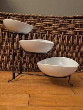 The Cellar Whiteware 3-tier serving set